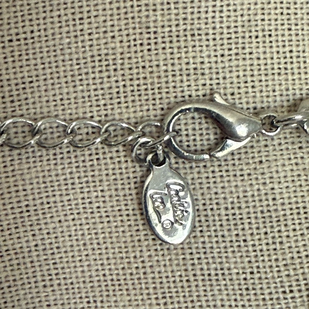 🦃 Cookie Lee Silver Strung Ribbon Rhinestone Medallion Pendant Necklace - Picture 6 of 9